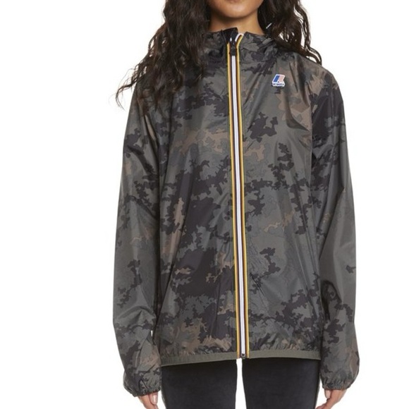K-Way Unisex Size Medium Le VTAI 3.0 Claude Graphic Camo Hooded Rain Jacket - Picture 1 of 12